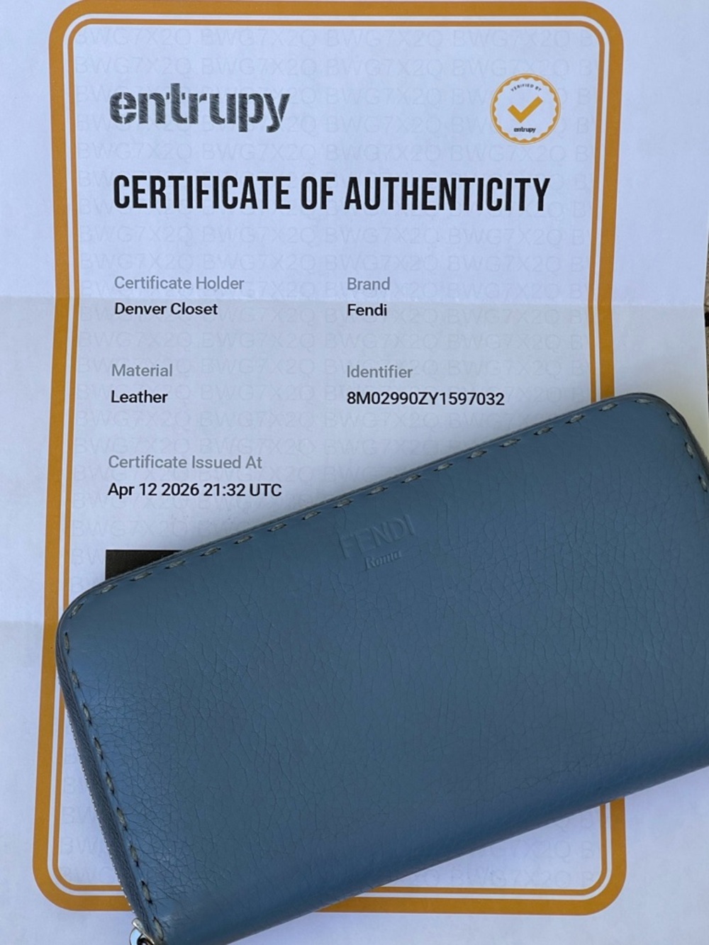 Fendi Selleria zip-around wallet blue soft leather - Picture 16 of 16